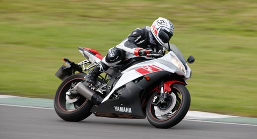 Knee Down Advanced motorcycle training Mallory  park