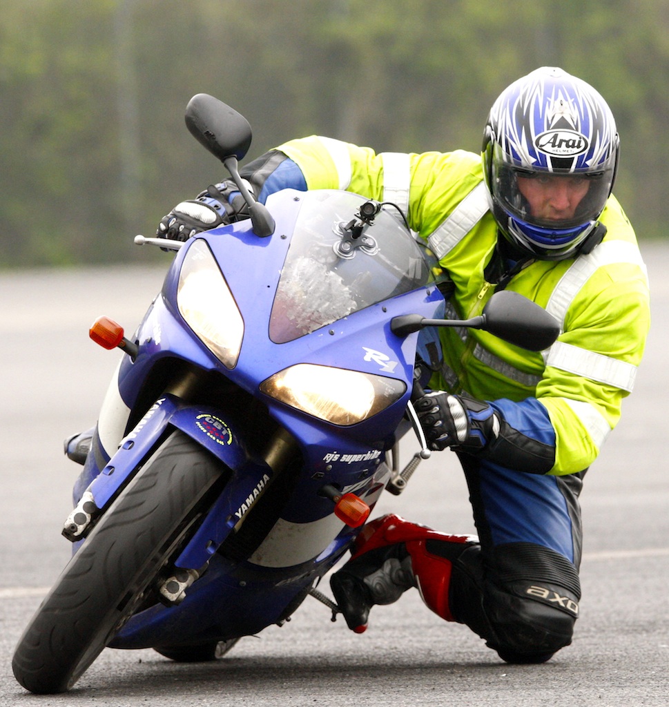 Knee down course at Mallory Park