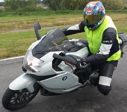 Motorcycle lessons CBT, Direct Access, Advanced cornering in Leicester, Hinckley, Derby, Nottingham, Birmingham, St Albans, Lincoln, St Neots, Camberley, Epsom, Kensington, Chelsea, Dagenham, Canvey Island, Chichester, Cirencester, Bristol, Bath, Cheltenham, Kettering, Kidderminster, Stevenage, St Albans, Cardiff, Leeds, Manchester, Warwick, Chester, Glasgow